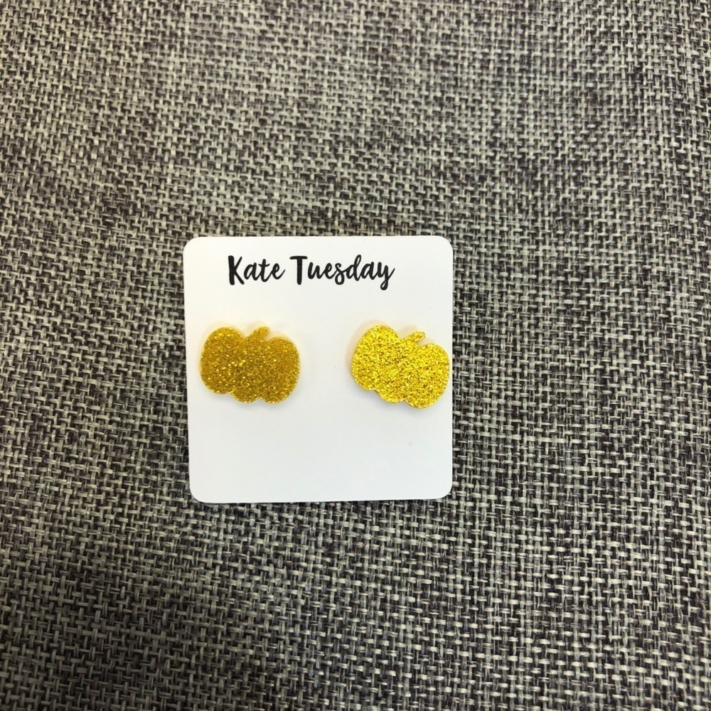 5/$20 gold glitter pumpkin stud earrings